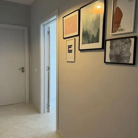 Vollga Sea View Apartament *